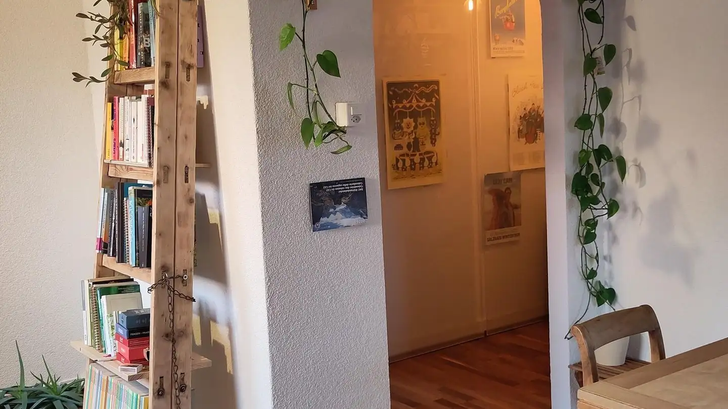 Dachgeschosswohnung mieten - Thurgauerstrasse 9, 8400 Winterthur - Foto 2