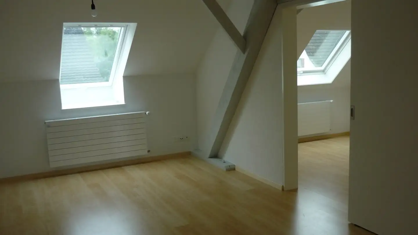 Dachgeschosswohnung mieten - Hauptstrasse 57, 5070 Frick