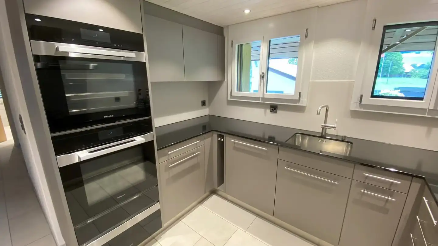 Appartement à louer - Dorfstrasse 10, 3673 Linden - Photo 2