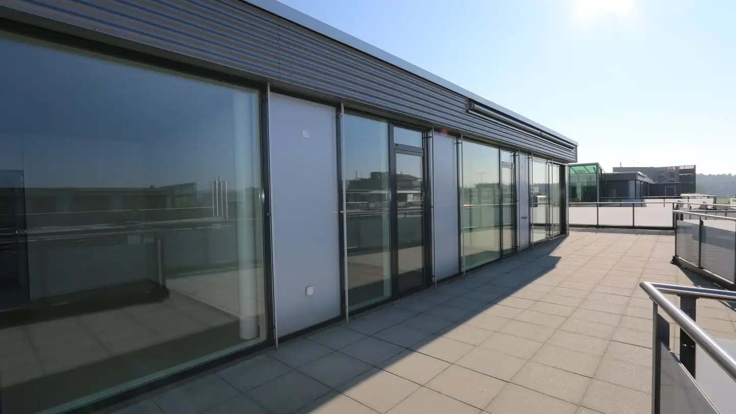 Attique à louer - Feldstrasse 93, 8180 Bülach