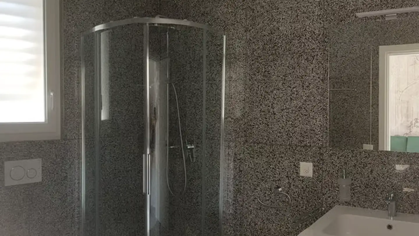 Furnished apartment for rent - Via Ceresio Di Suvigliana 13, 6977 Ruvigliana - Photo 4