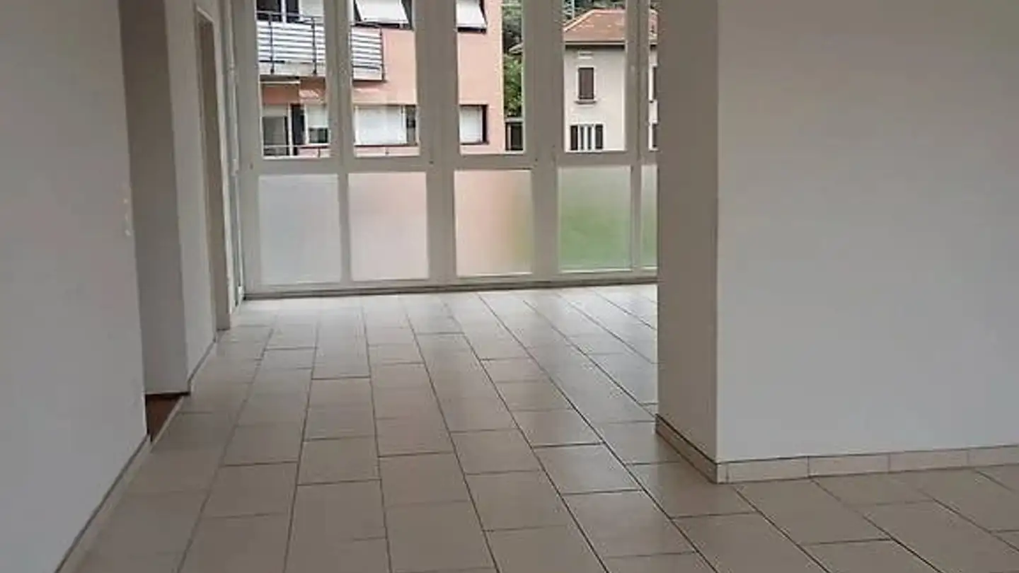 Wohnung kaufen - 6830 Chiasso - Foto 2