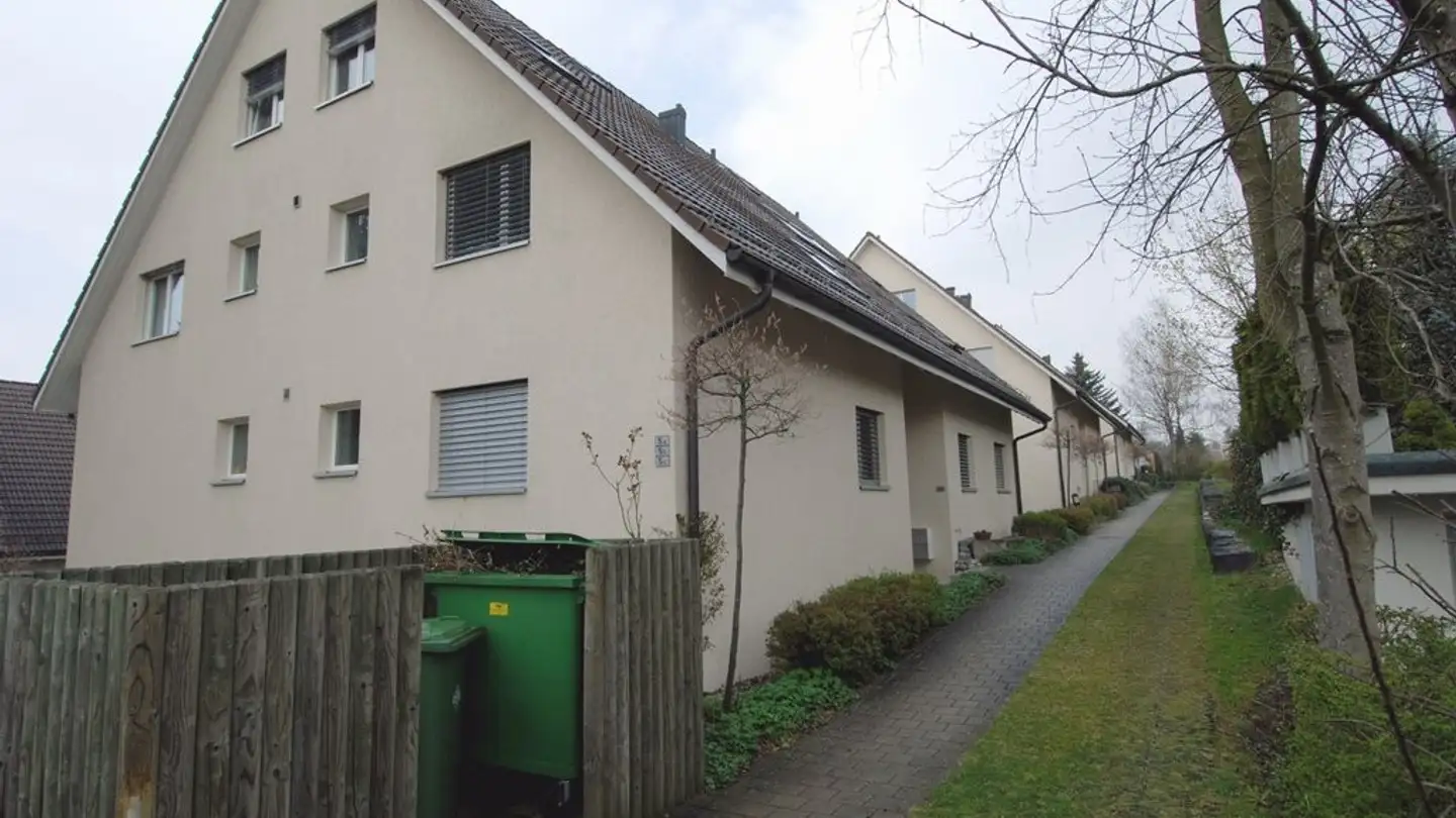 Garage singolo in affitto - Chirchbüelstrasse 3, 8185 Winkel - Photo 3