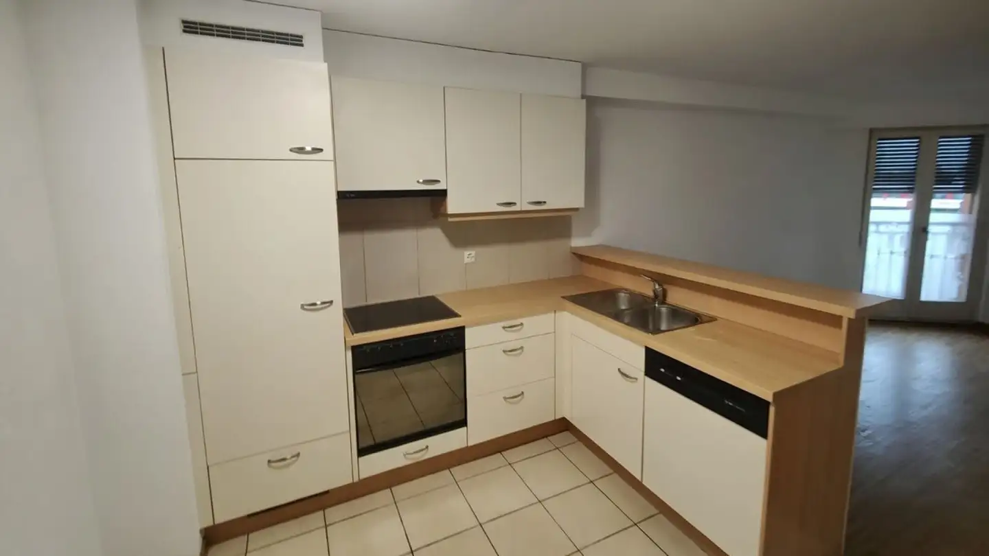 Apartment for rent - Route Cantonale, 1897 Les Evouettes - Photo 2