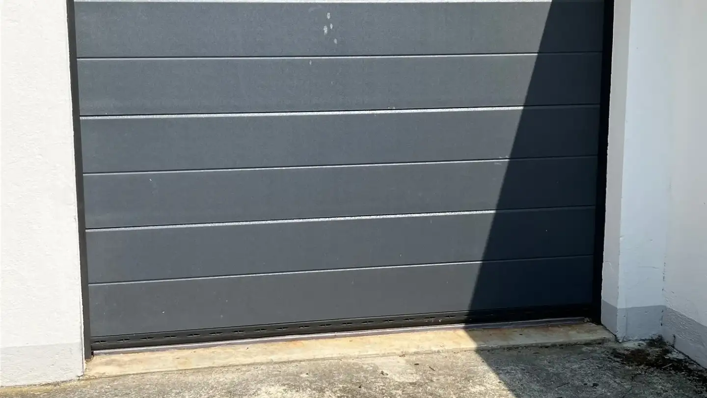 Single garage for rent - Dorfstrasse 35, 3073 Gümligen