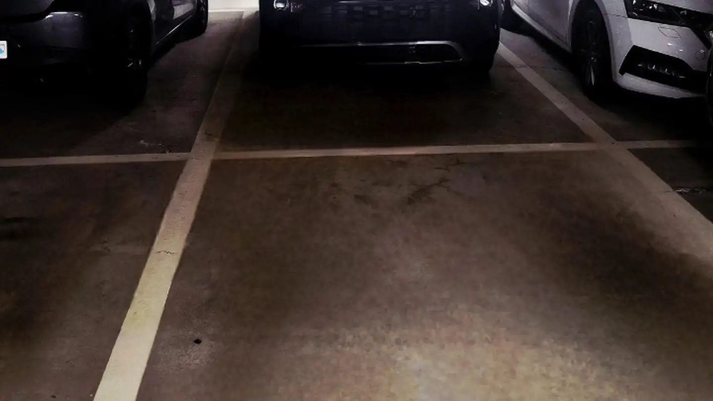 Parcheggio esterno in affitto - Schellerstrasse 9, 8620 Wetzikon ZH