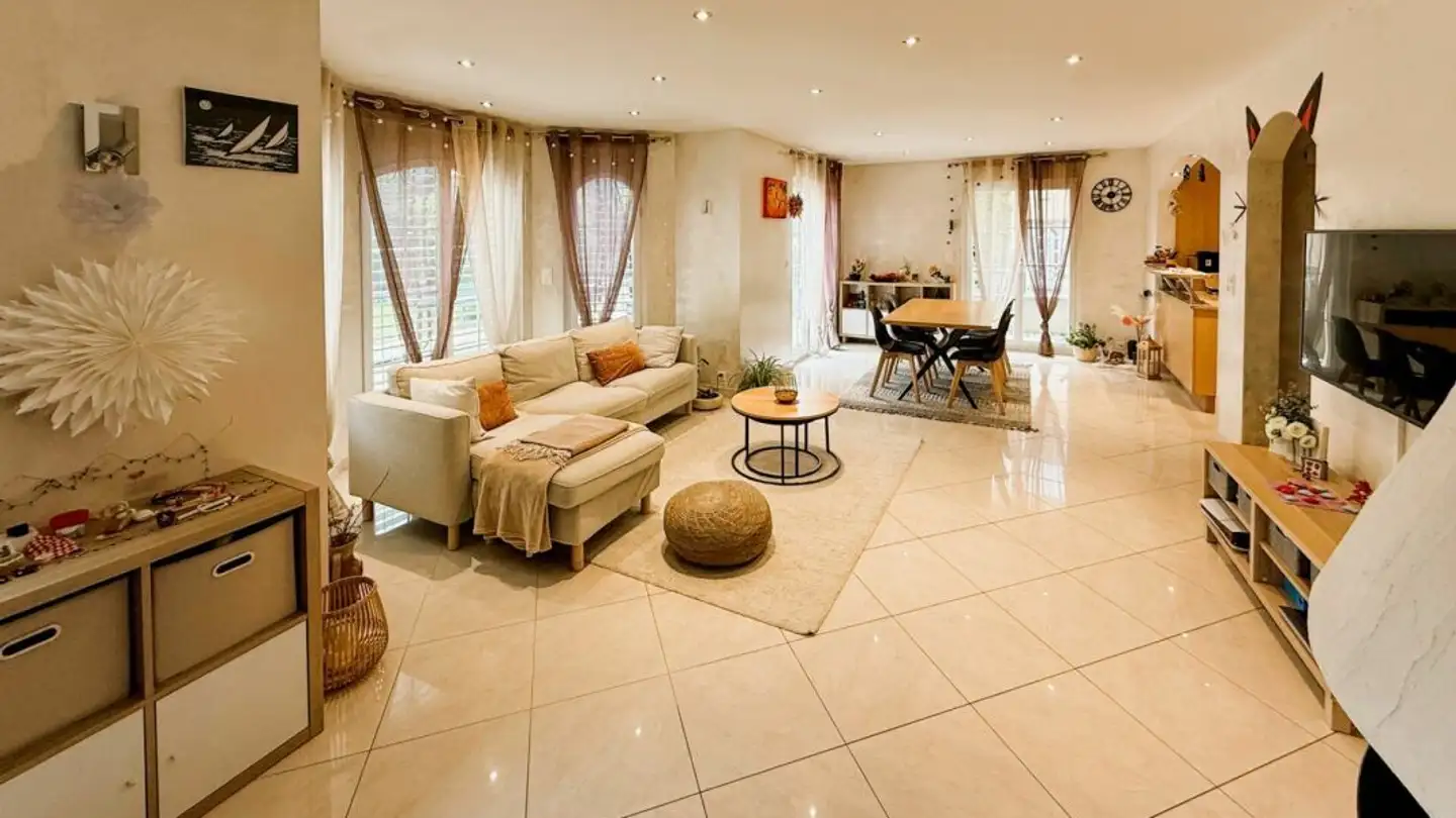 Row house for rent - Rue Pré Du Pont, 1868 Collombey - Photo 4