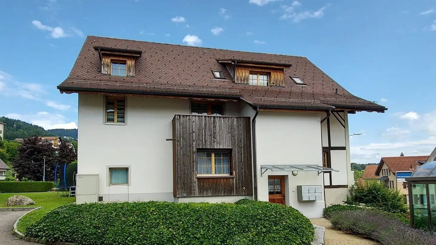 Appartement à louer - Hauptstrasse 19, 8637 Laupen ZH