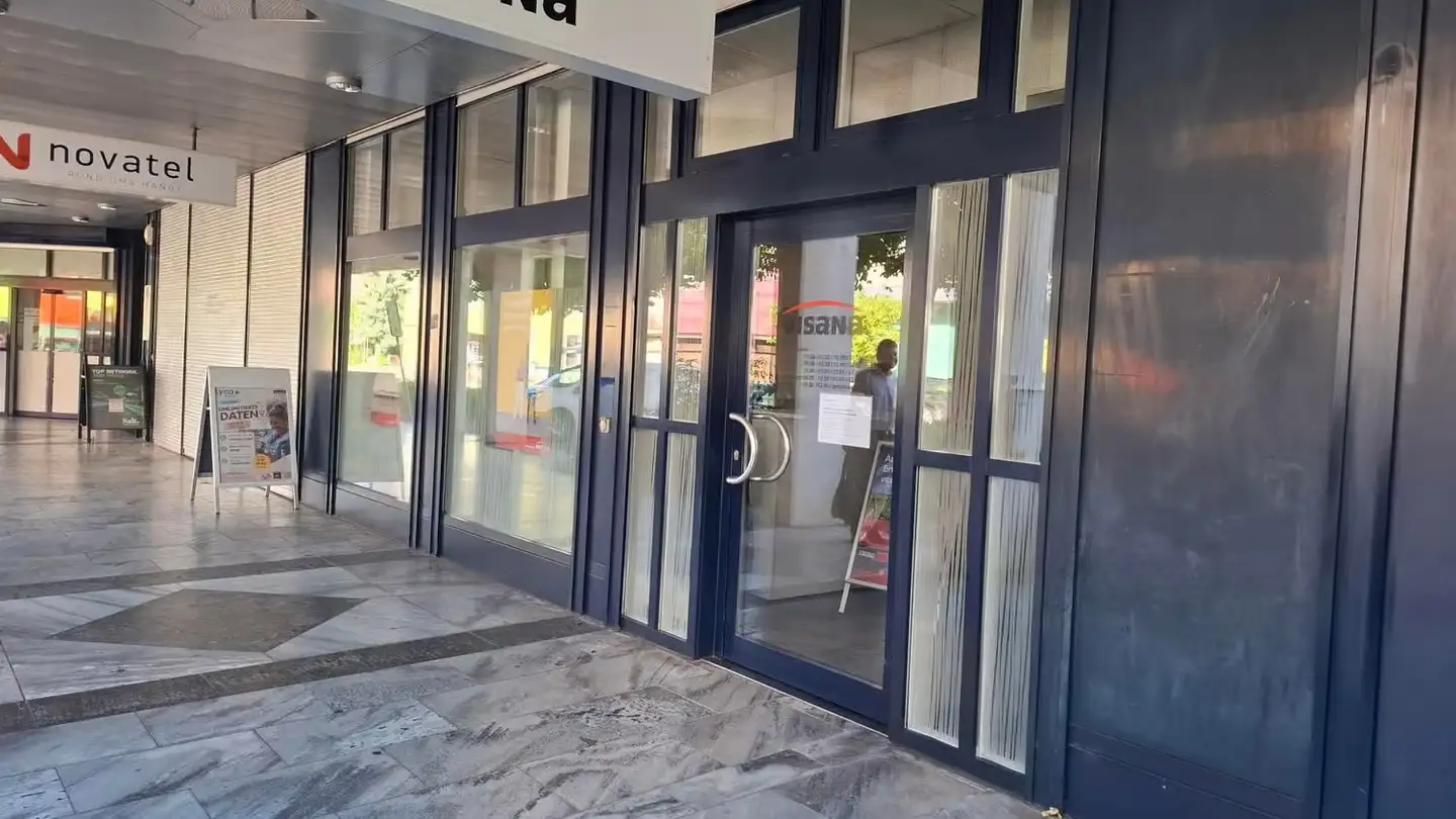 Negozio in affitto - Kirchstrasse 21a, 8953 Dietikon
