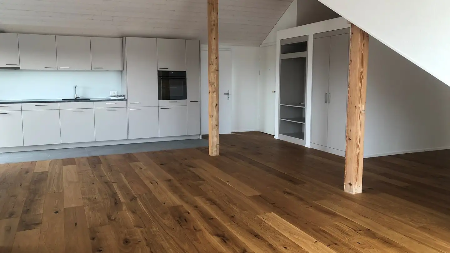 Dachgeschosswohnung mieten - Zossstrasse 15, 3072 Ostermundigen