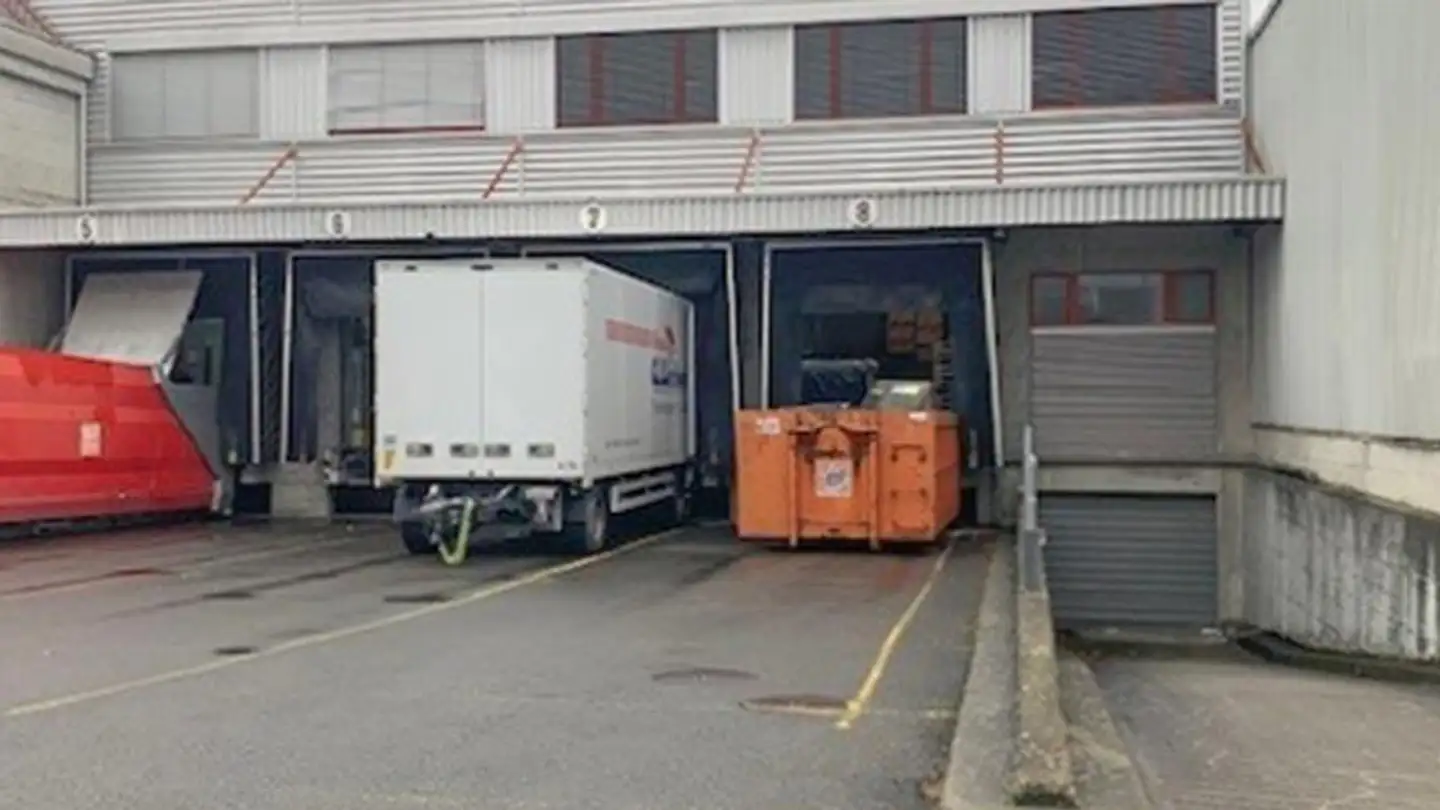 Edificio ad uso misto in affitto - Rue Des Sablières, 1242 Satigny - Photo 3