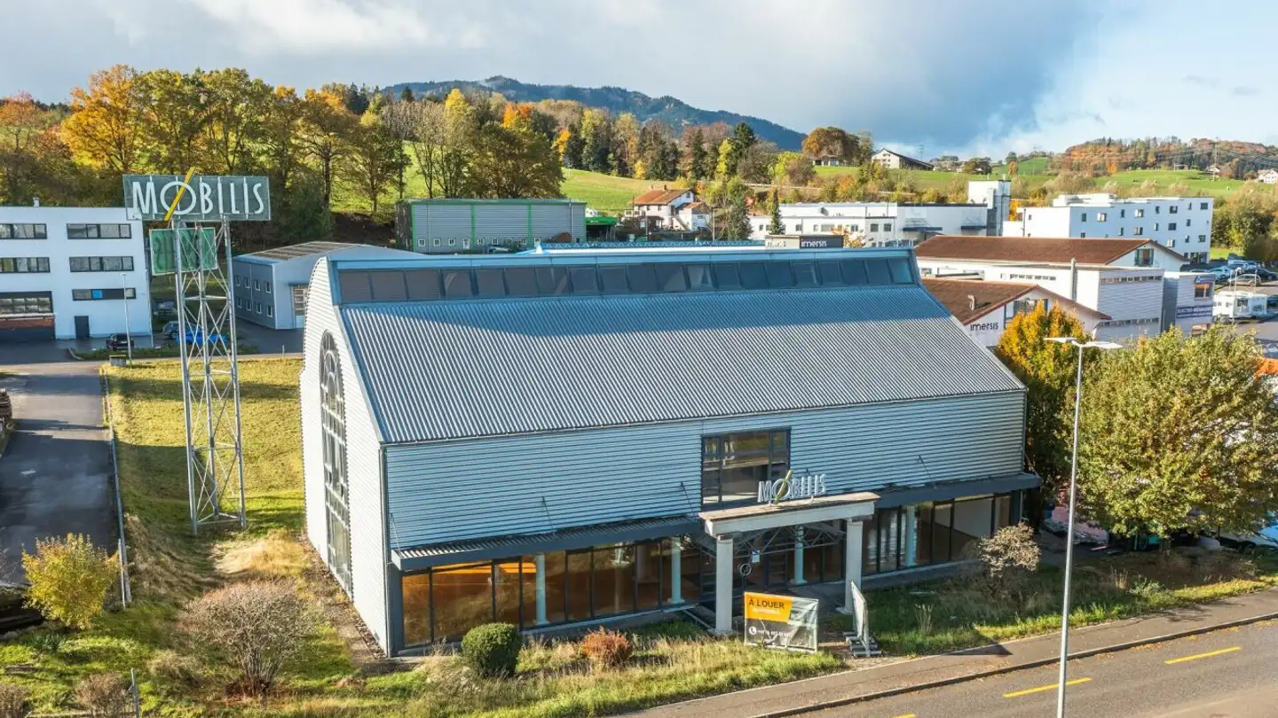 Spazio ufficio in vendita - Zone Industrielle D'in-Riaux 25, 1728 Rossens FR