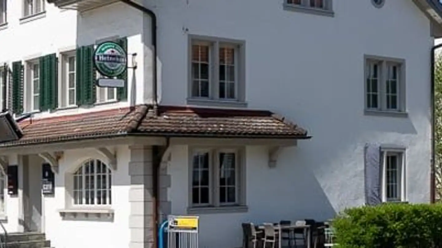Edificio ad uso misto in vendita - Rütistrasse 22, 8636 Wald ZH