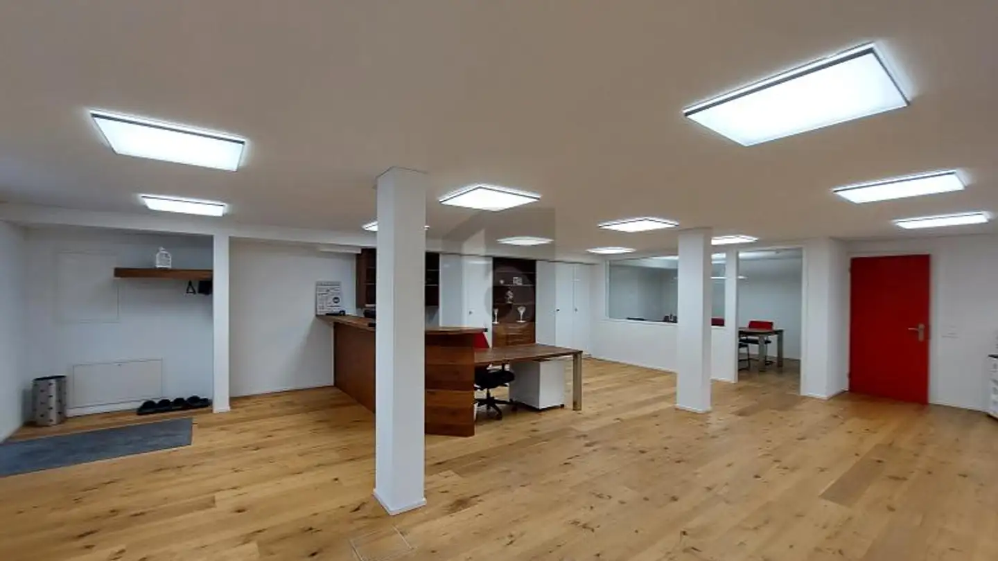Office space for rent - 6467 Schattdorf
