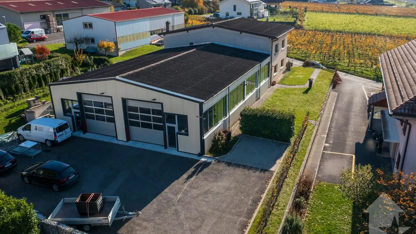 Residential building for sale - 1860 Aigle