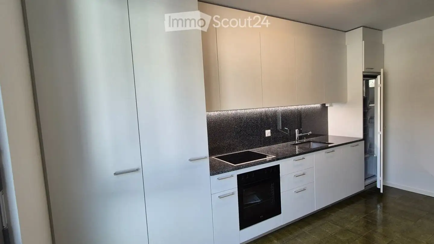 Appartement à louer - Via Rinaldo Simen 54, 6648 Minusio