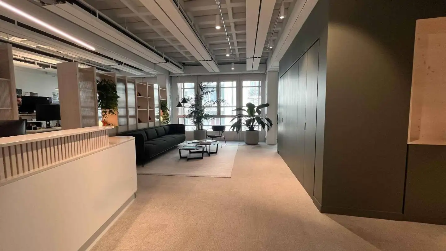 Office space for rent - 1205 Genève - Photo 2