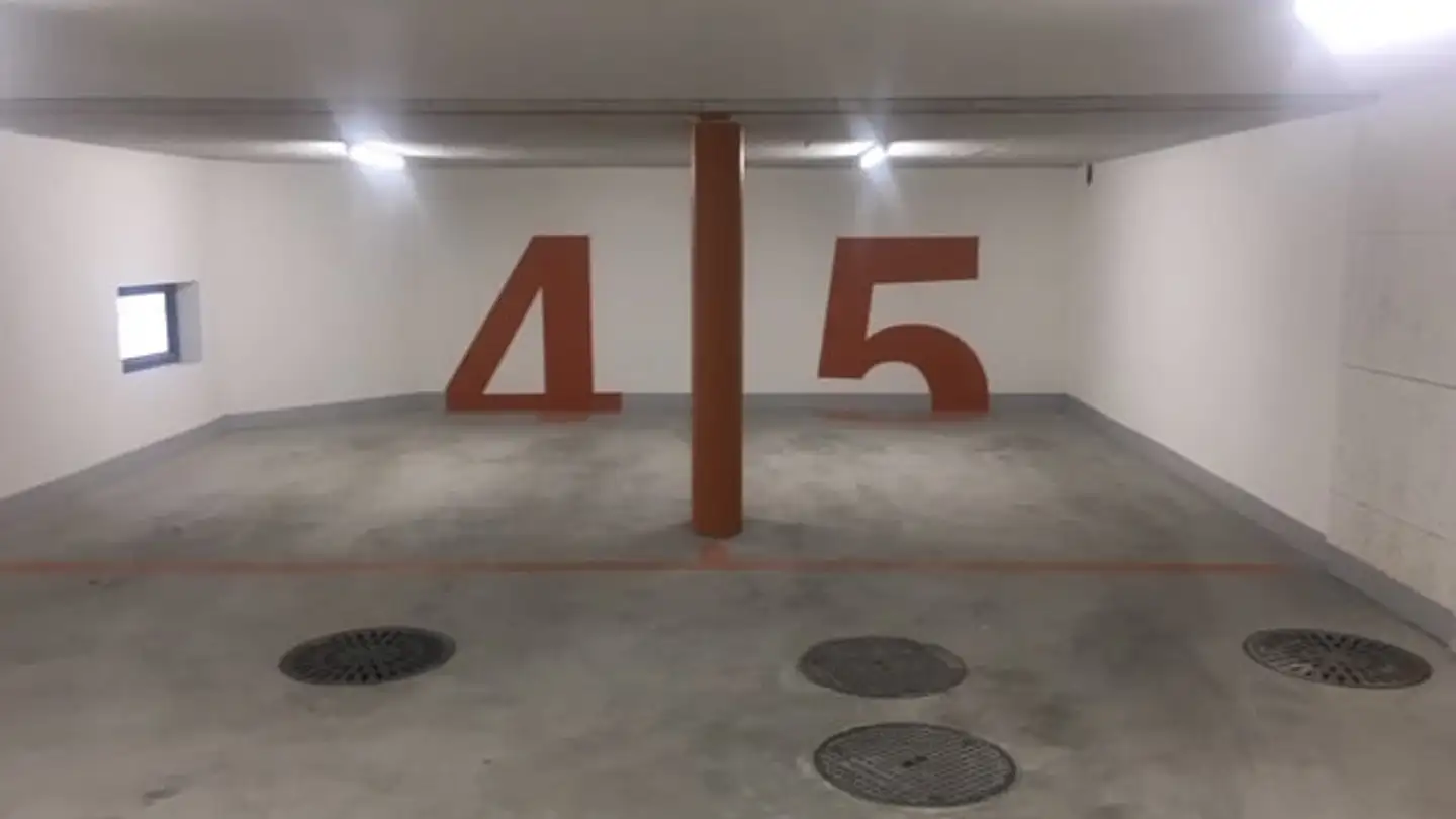 Parcheggio sotterraneo in affitto - Friesstrasse 22, 8050 Zürich