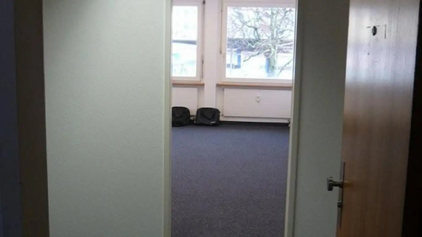 Spazio ufficio in affitto - Bahnhofstrasse 28, 4242 Laufen - Photo 4