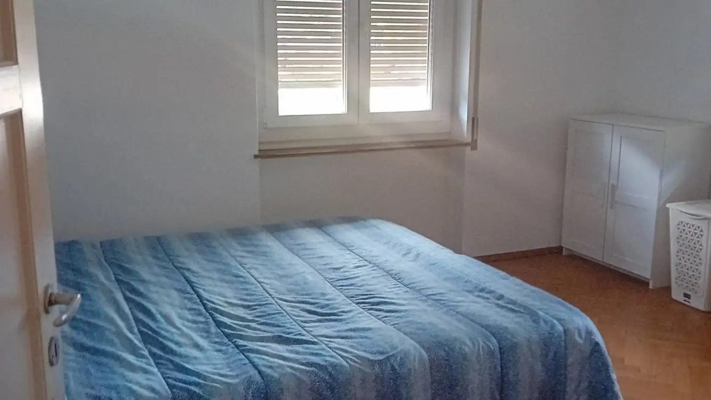 Single room for rent - Piazzale Stadio, 6500 Bellinzona