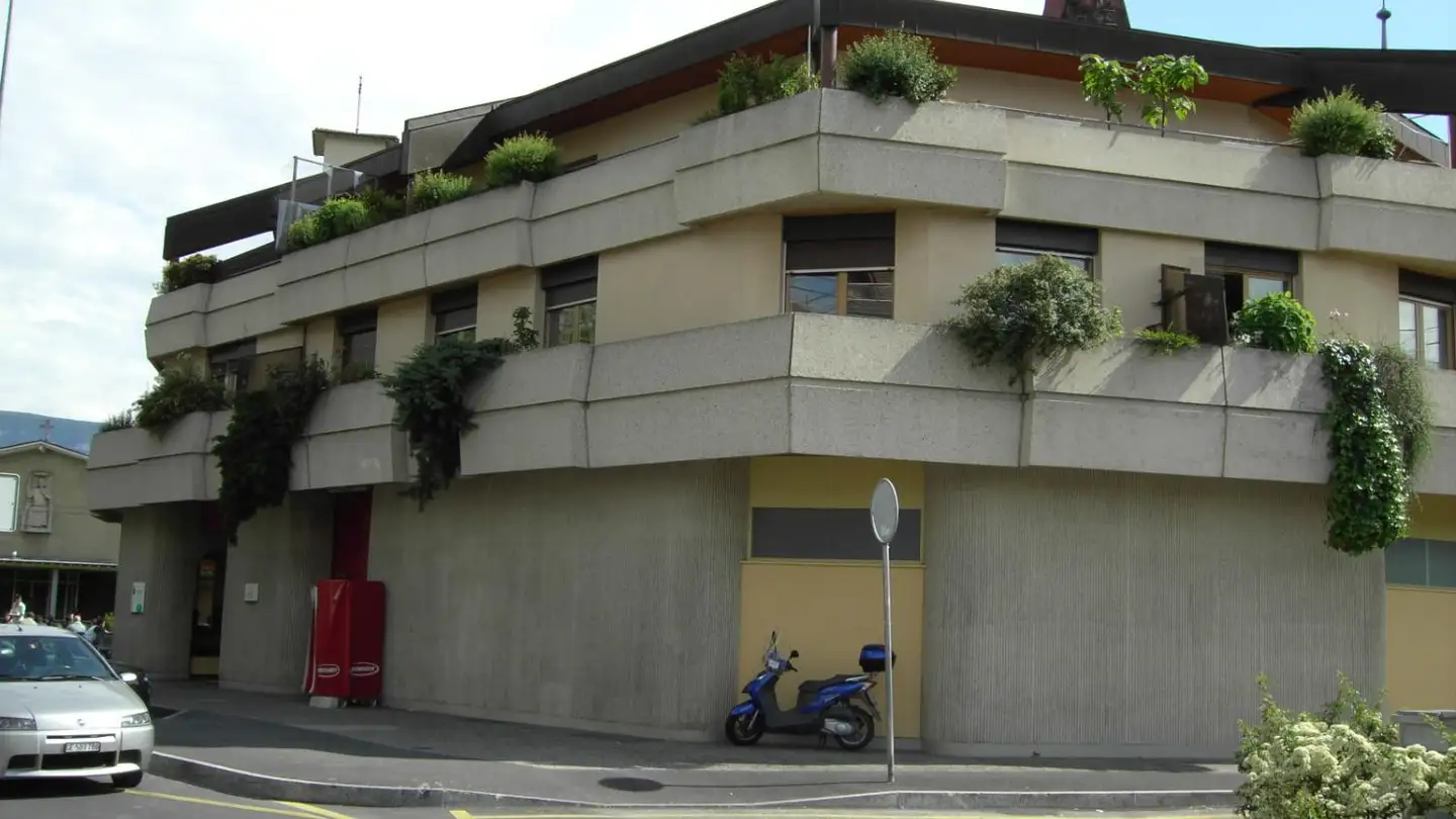 Place de parking extérieure à louer - Chemin Des Clochetons 1, 1213 Petit-Lancy