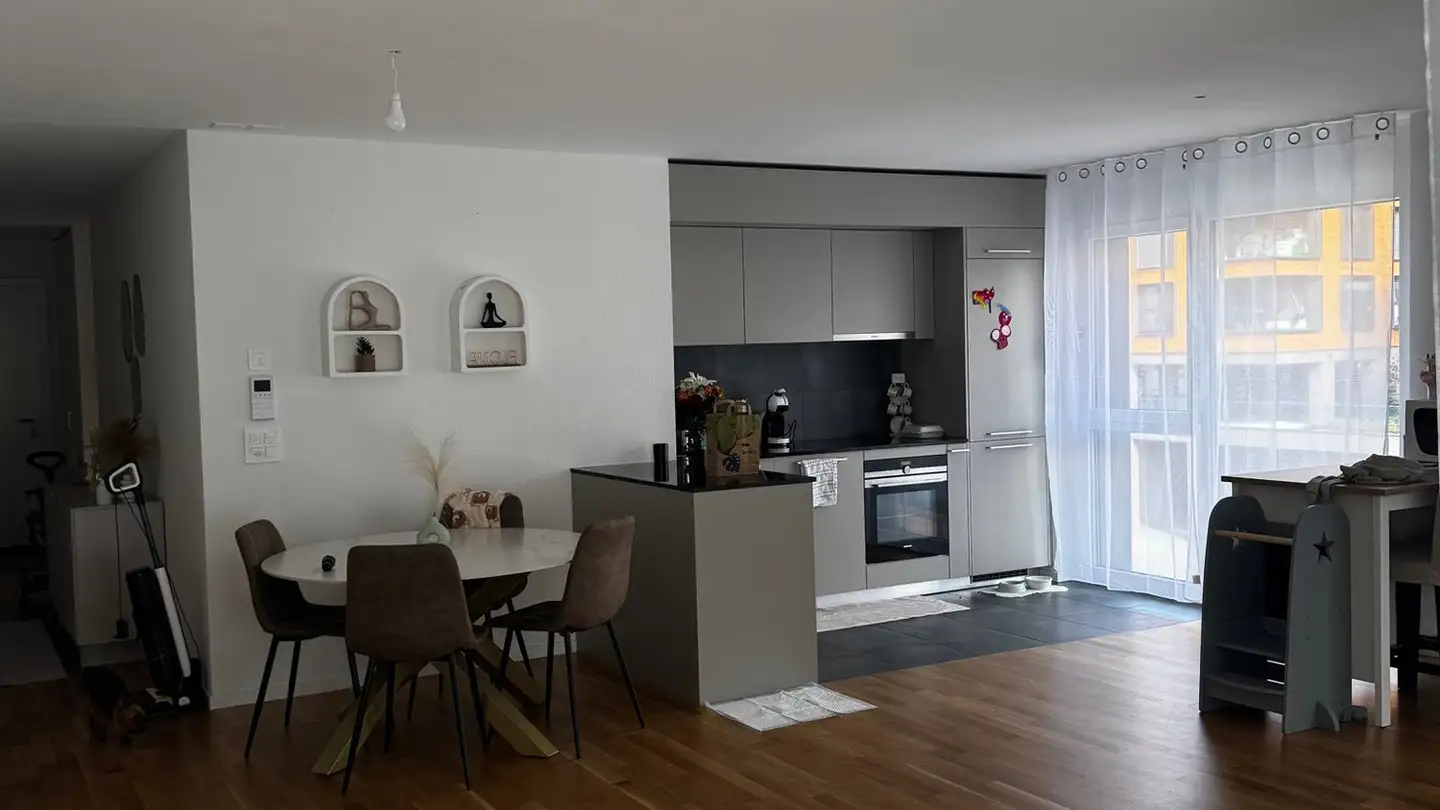 Apartment for rent - Avenue De La Gare 8, 1618 Châtel-St-Denis - Photo 2