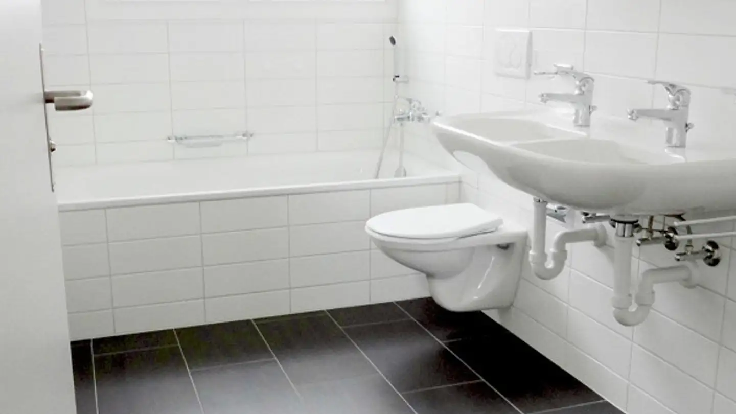 Wohnung mieten - Burgstrasse 11b, 7012 Felsberg - Foto 3