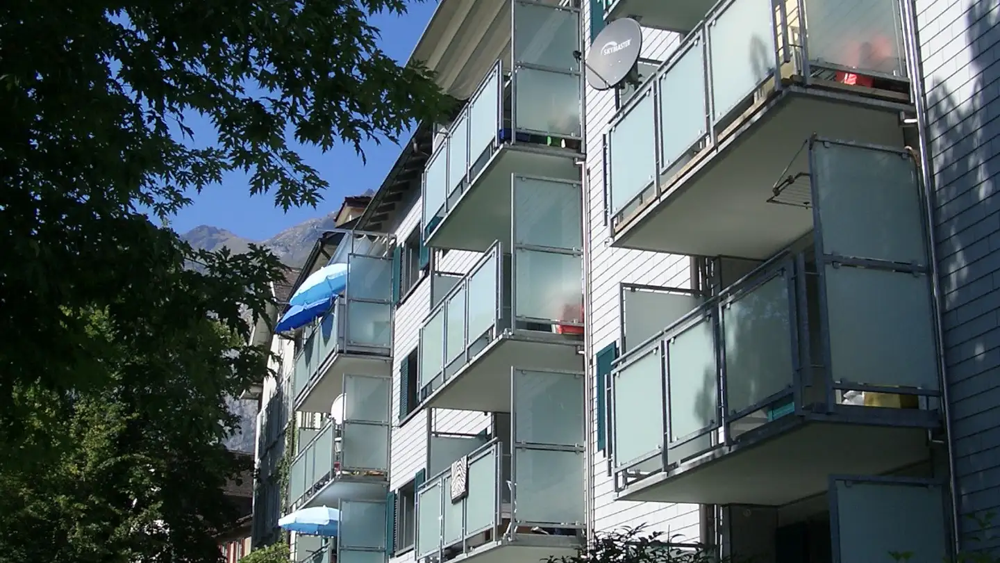 Appartement à louer - Asylstrasse 1, 8750 Glarus - Photo 2