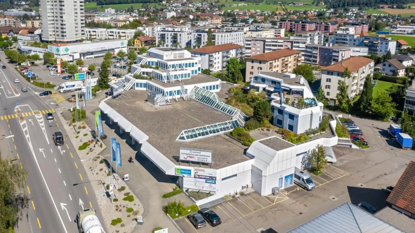 Outdoor parking space for rent - Parkweg 2, 4665 Oftringen - Photo 2