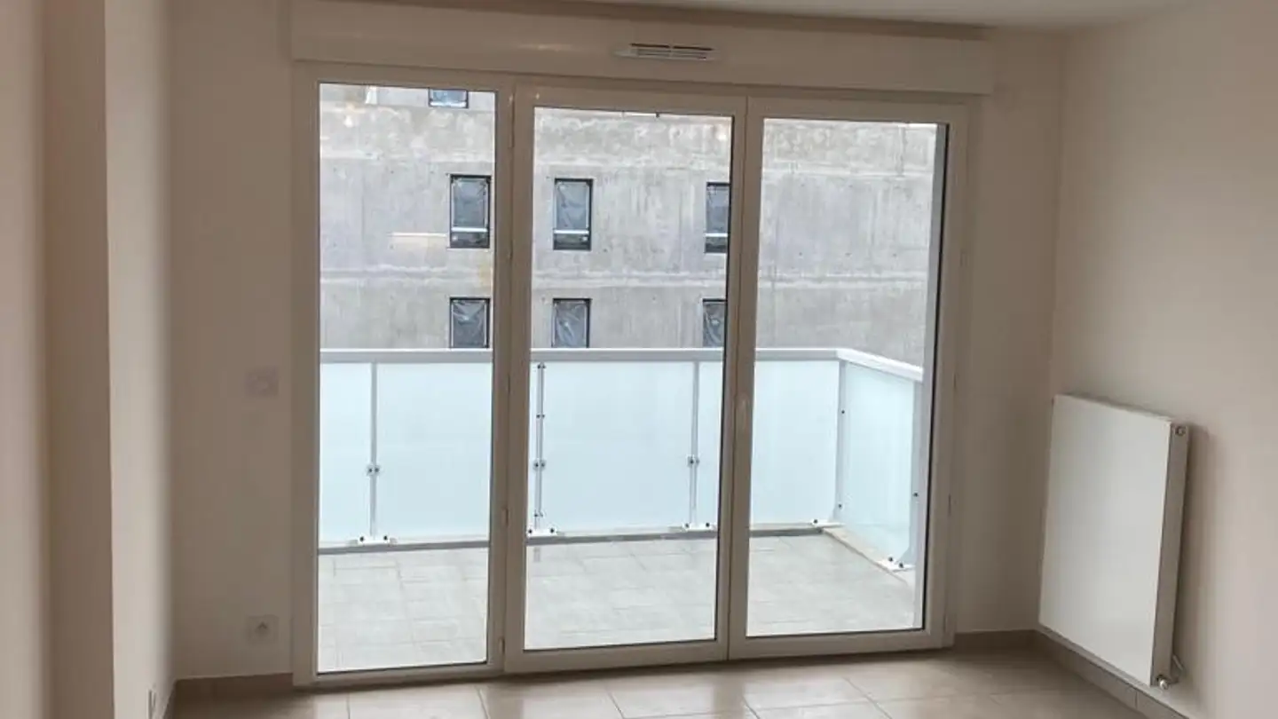 Wohnung mieten - Avenue Du Jura 15d, 1180 Rolle - Foto 2