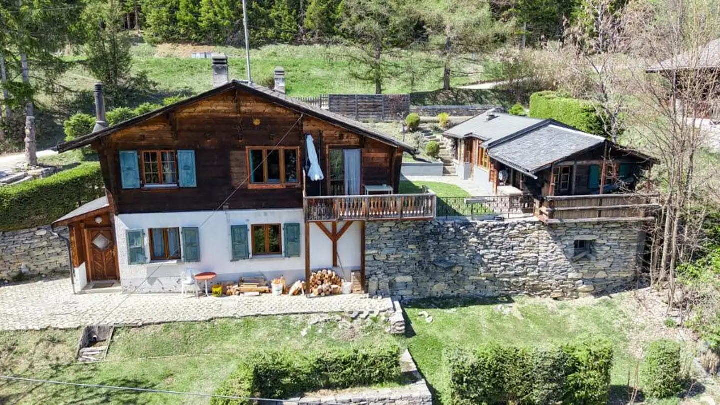Chalet for sale - 1965 Savièse