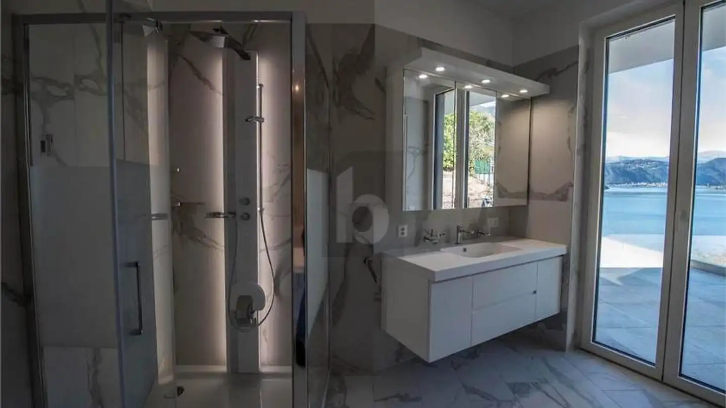 Penthouse for rent - 6825 Capolago - Photo 4