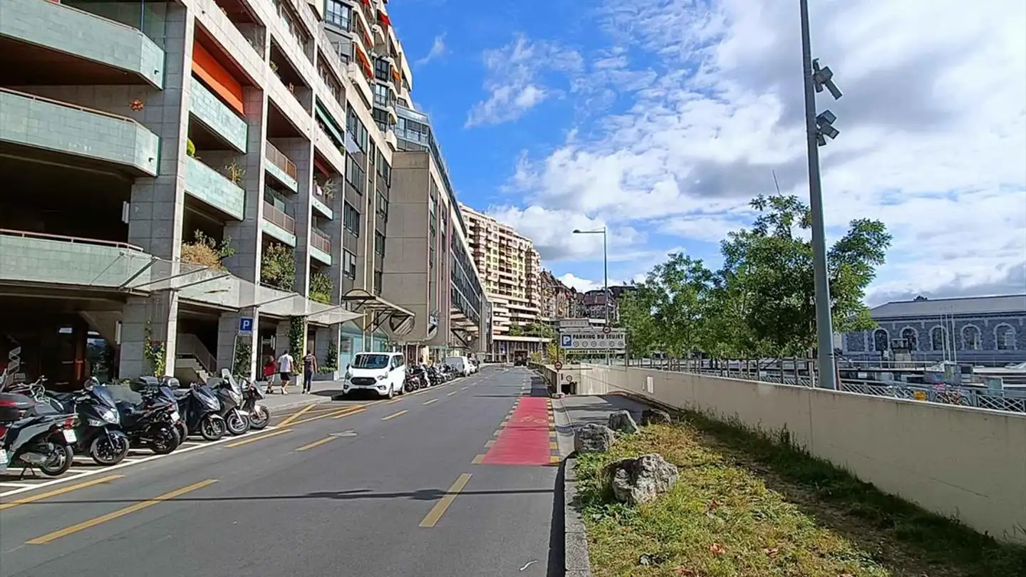 Place de parking souterraine à louer - Quai Du Seujet 24, 1201 Genève - Photo 3