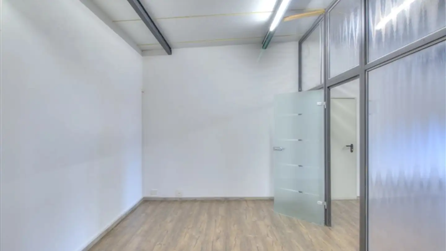 Bureau à louer - 1868 Collombey - Photo 4