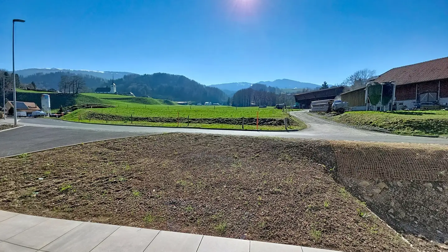 Single house for sale - 1632 Riaz