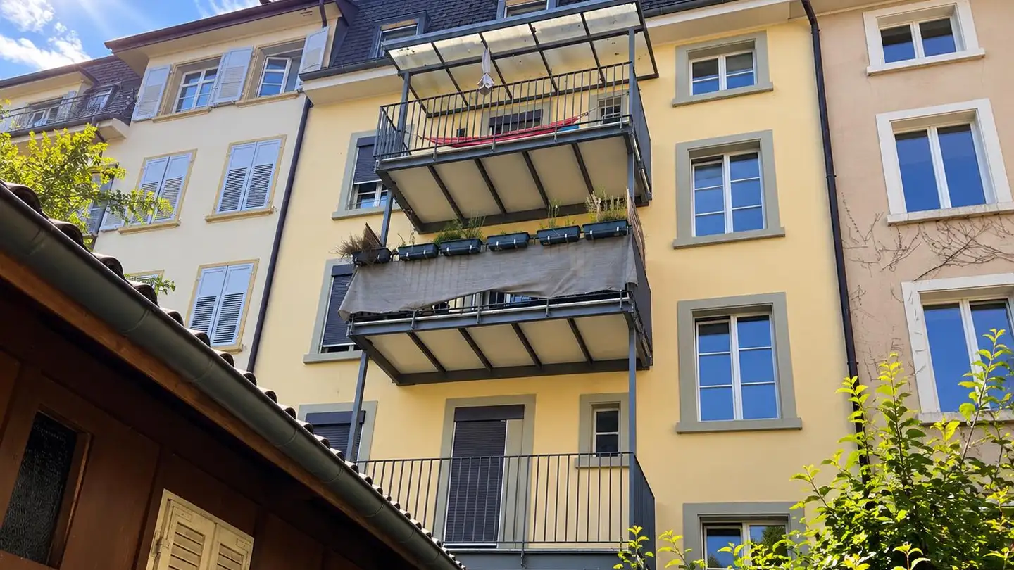 Mixed-use building for sale - Spitalstrasse, 2502 Biel/Bienne - Photo 2