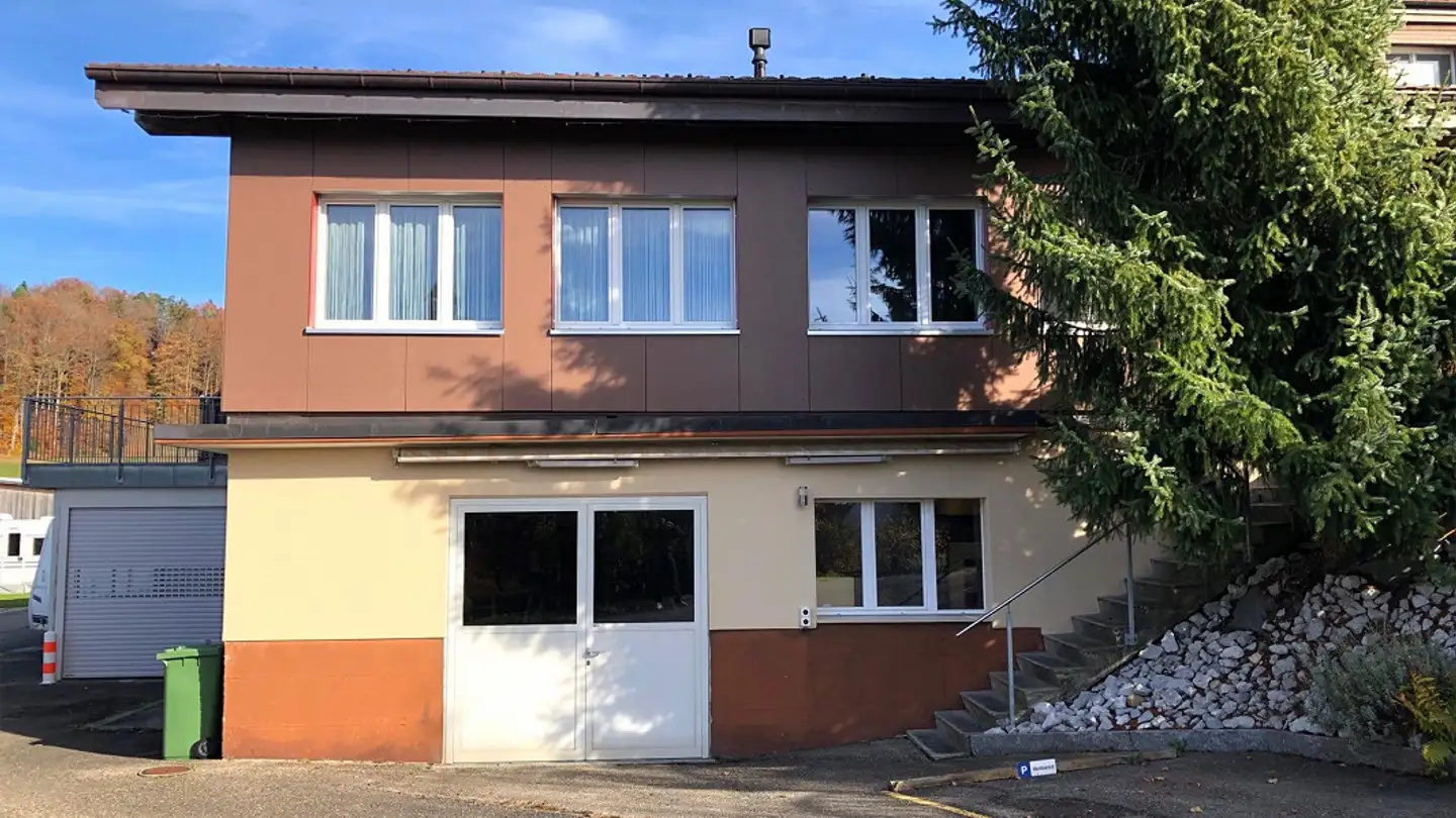 Commercial à louer - 3150 Schwarzenburg