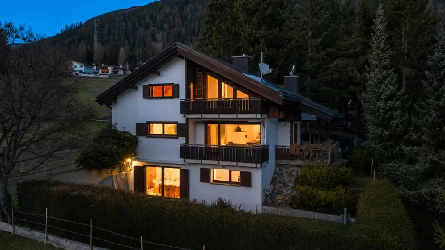 Einfamilienhaus kaufen - 7460 Savognin