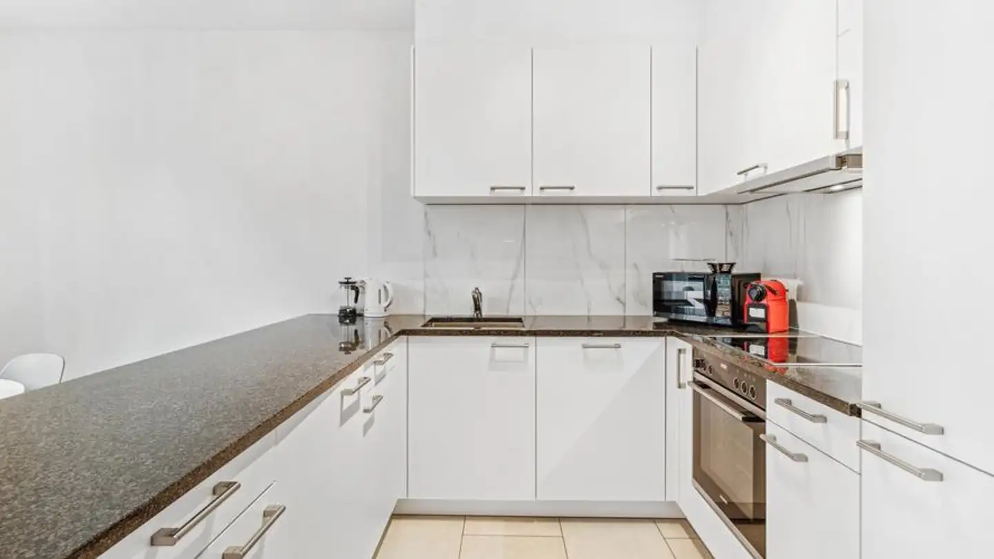 Furnished apartment for rent - Badenerstrasse 356, 8004 Zürich - Photo 4