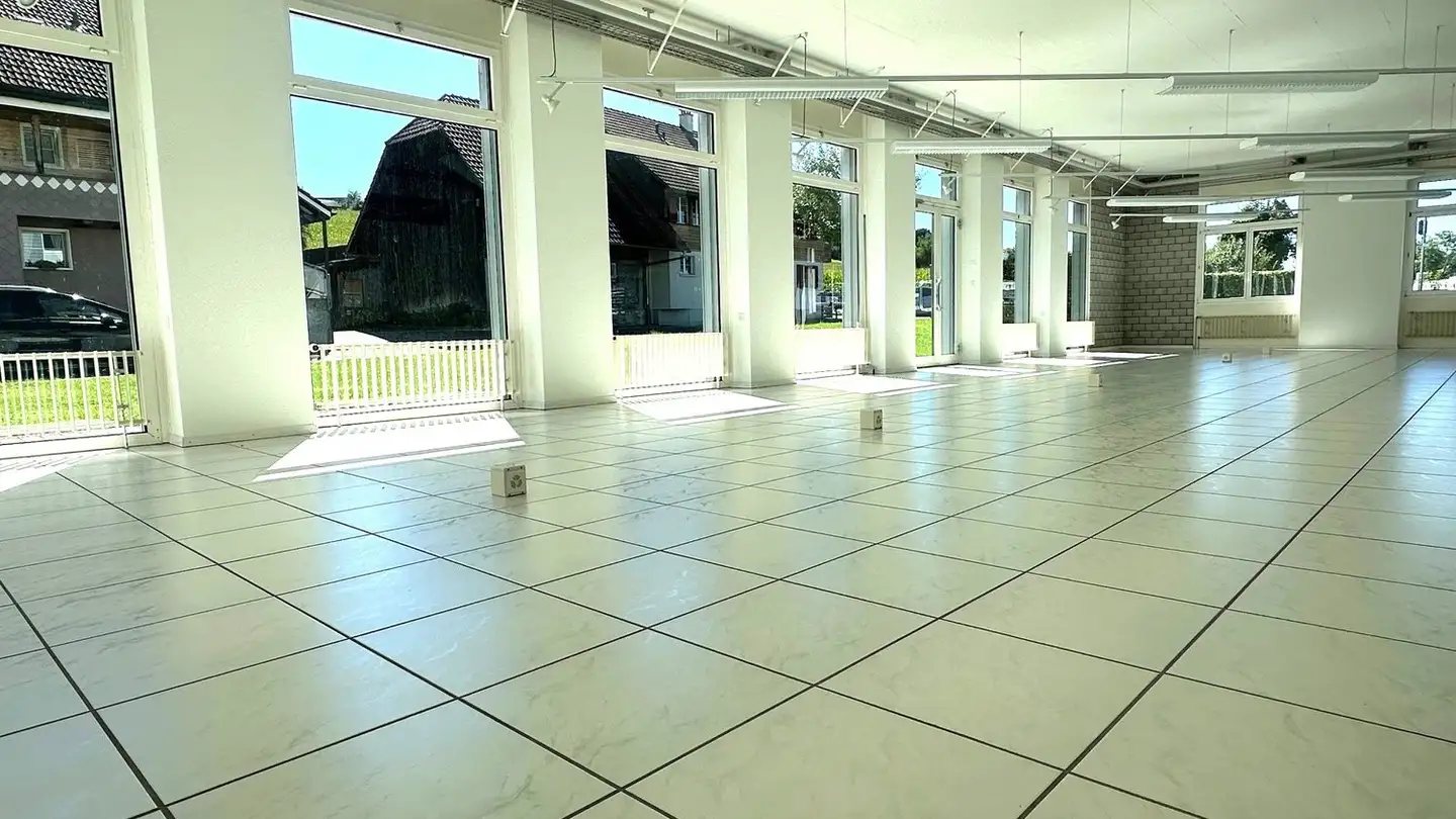 Department store for rent - Schwarzenburgstrasse 854, 3145 Niederscherli