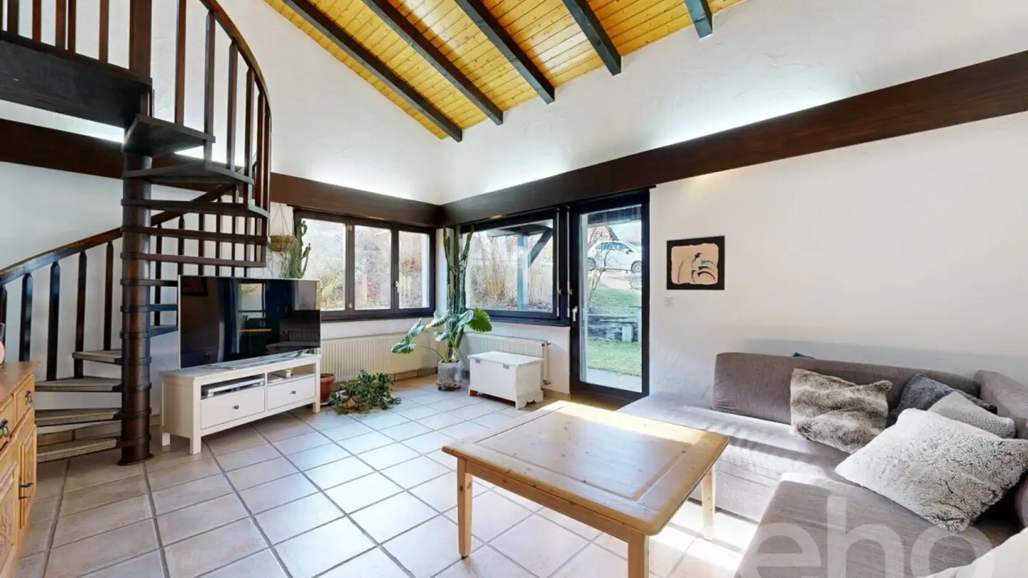 Single house for sale - 2738 Court - Photo 4