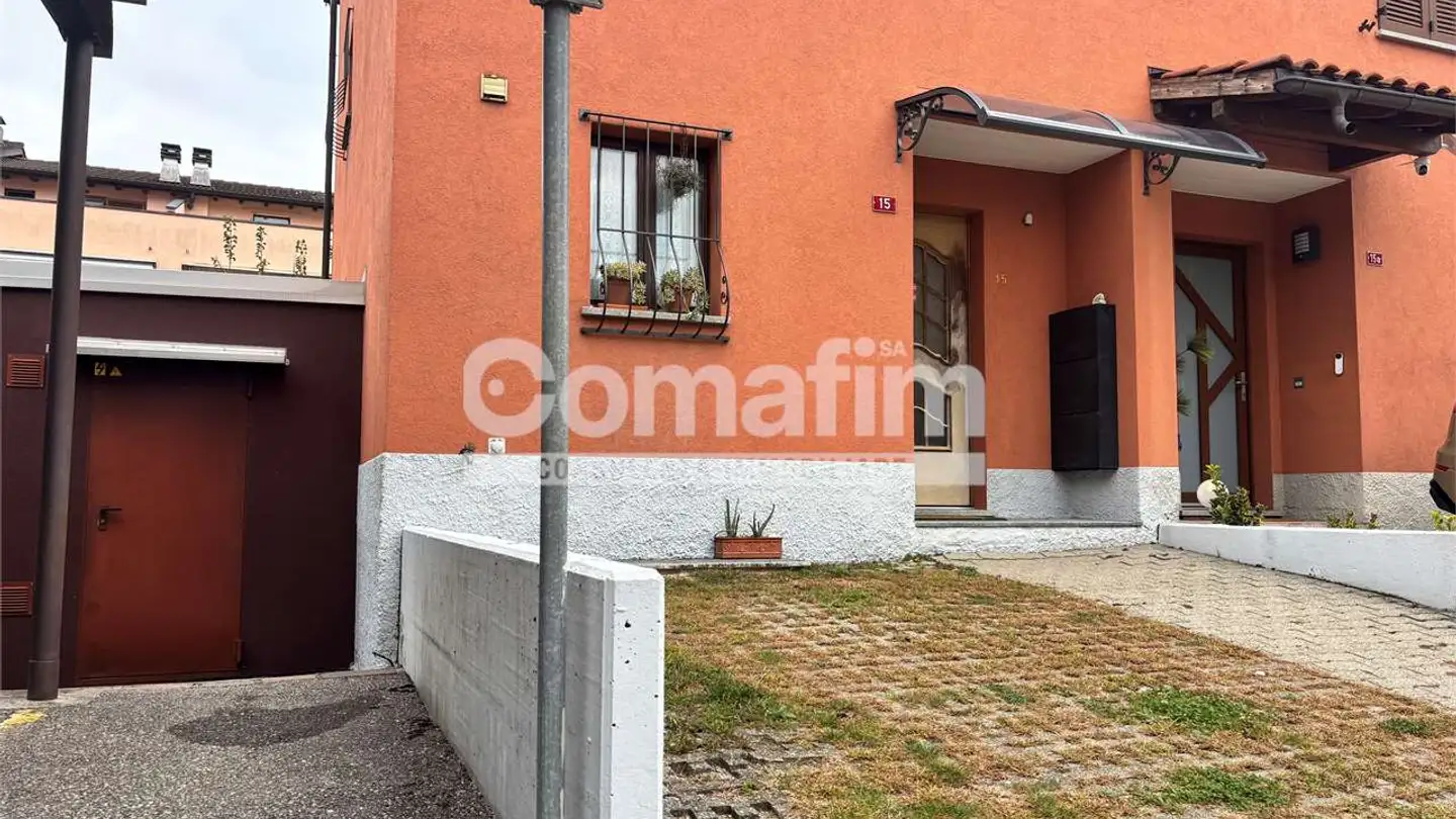 Villa in vendita - 6987 Caslano