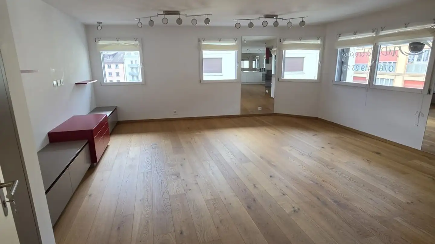 Appartement à louer - Rue Du Commerce 3, 1870 Monthey - Photo 2