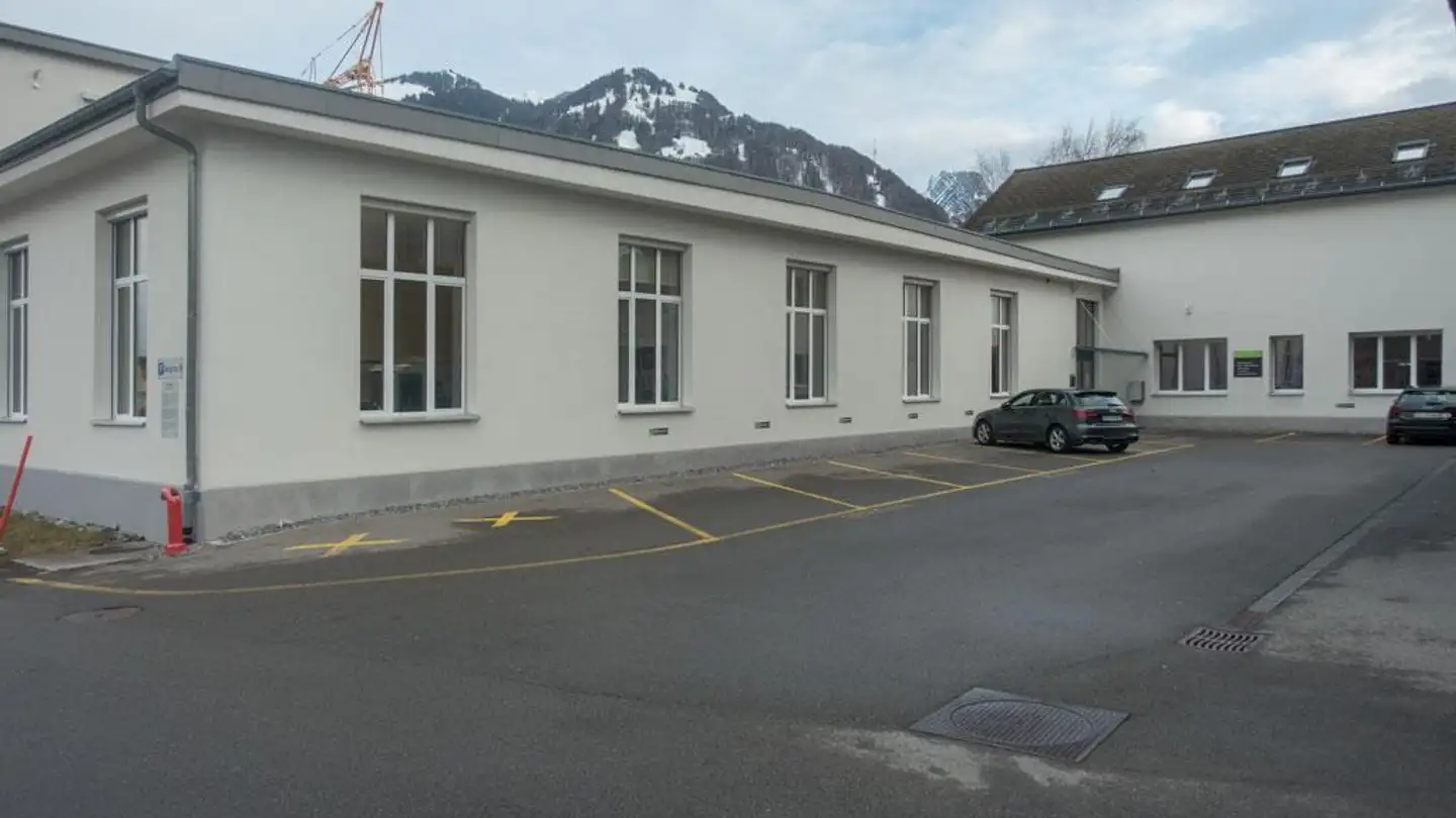 Bureau à louer - Fabrikstrasse 2, 8867 Niederurnen - Photo 2