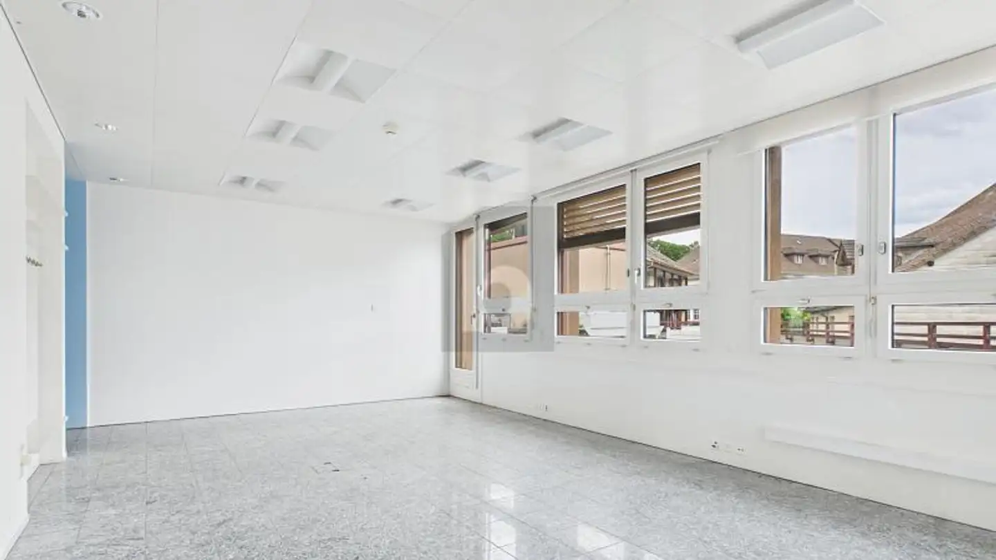 Shop for sale - 4950 Huttwil