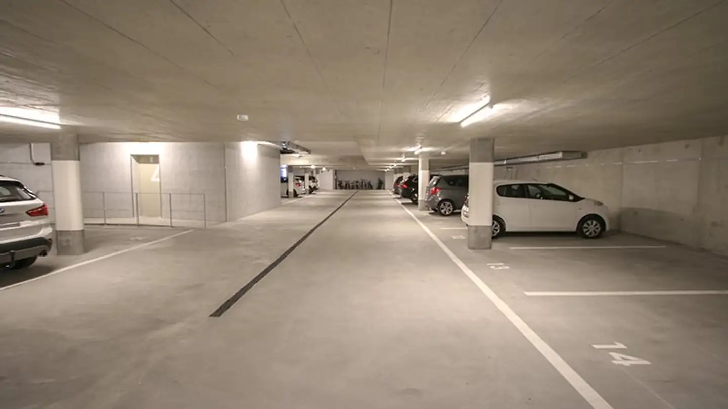 Tiefgaragenstellplatz mieten - Brunnackerweg 5, 3608 Thun - Foto 3