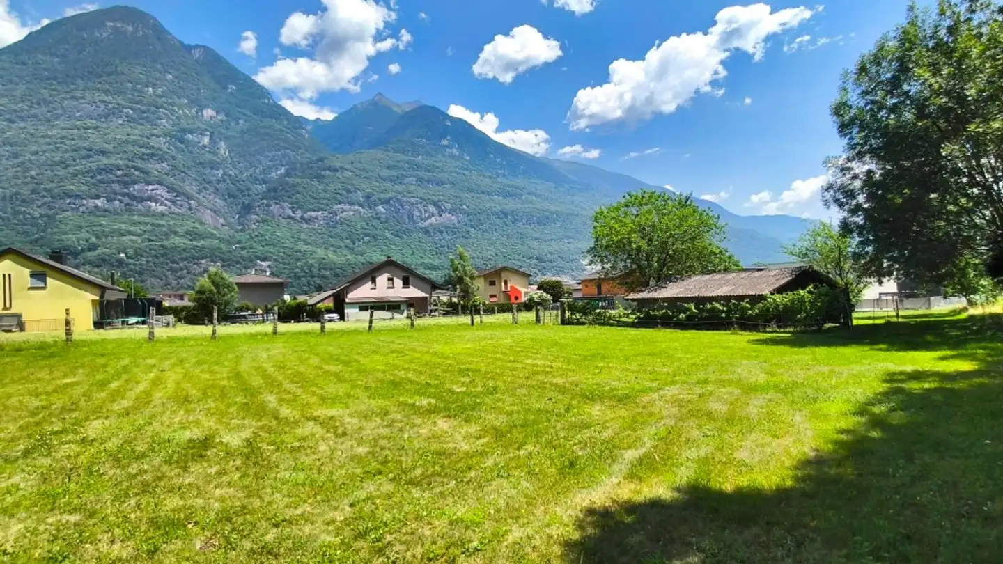 Constructible plot for sale - Via Sciresa, 6527 Lodrino - Photo 2