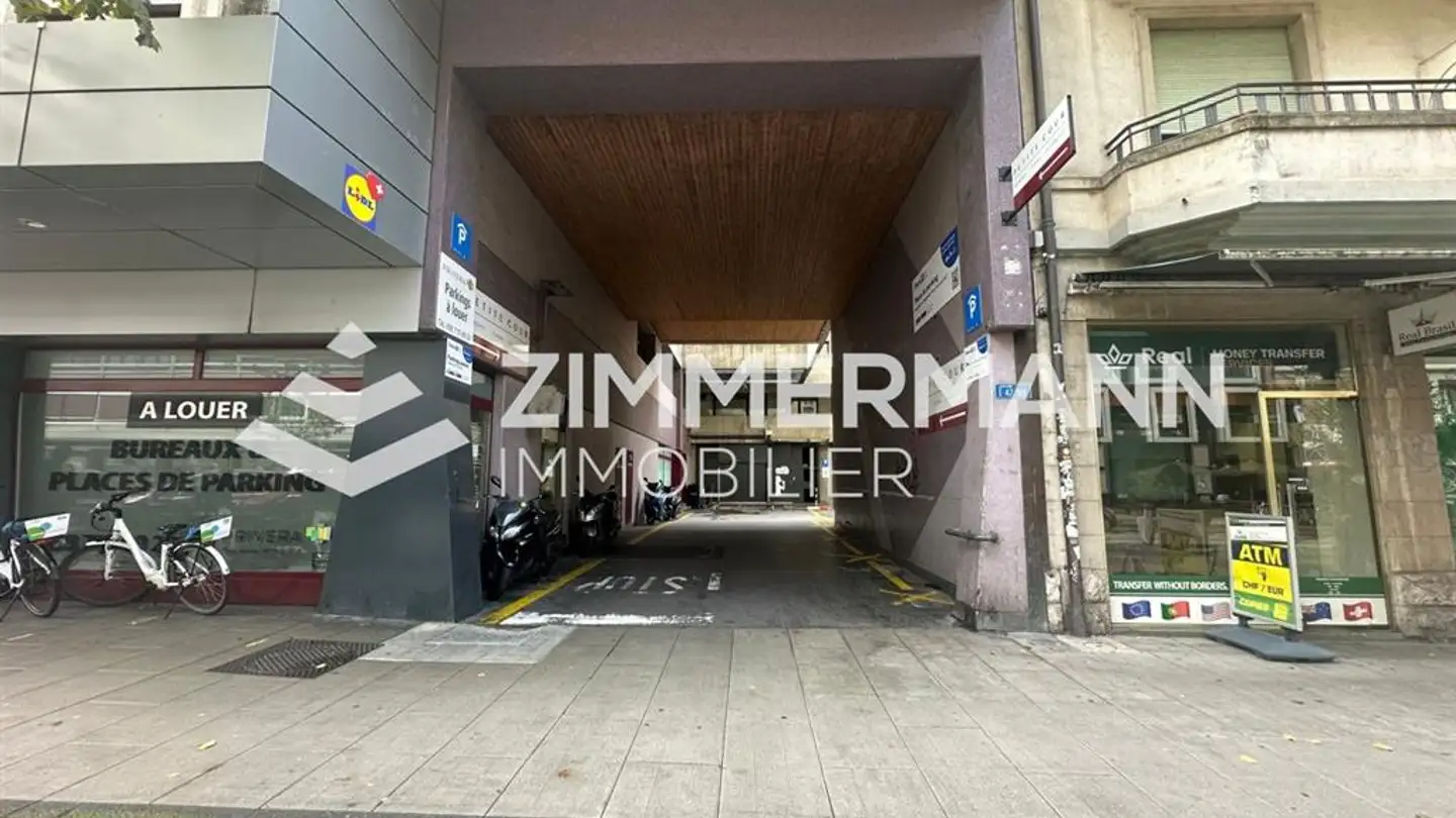 Outdoor parking space for rent - Rue Du Prieuré, 1202 Genève - Photo 2