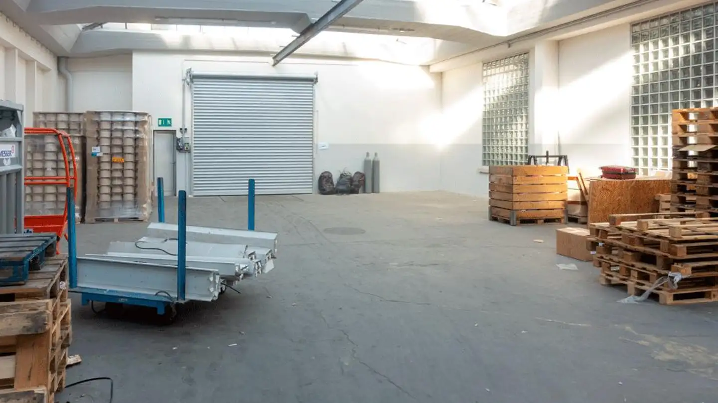 Espace de stockage à louer - Fabrikstrasse 2, 8867 Niederurnen - Photo 2