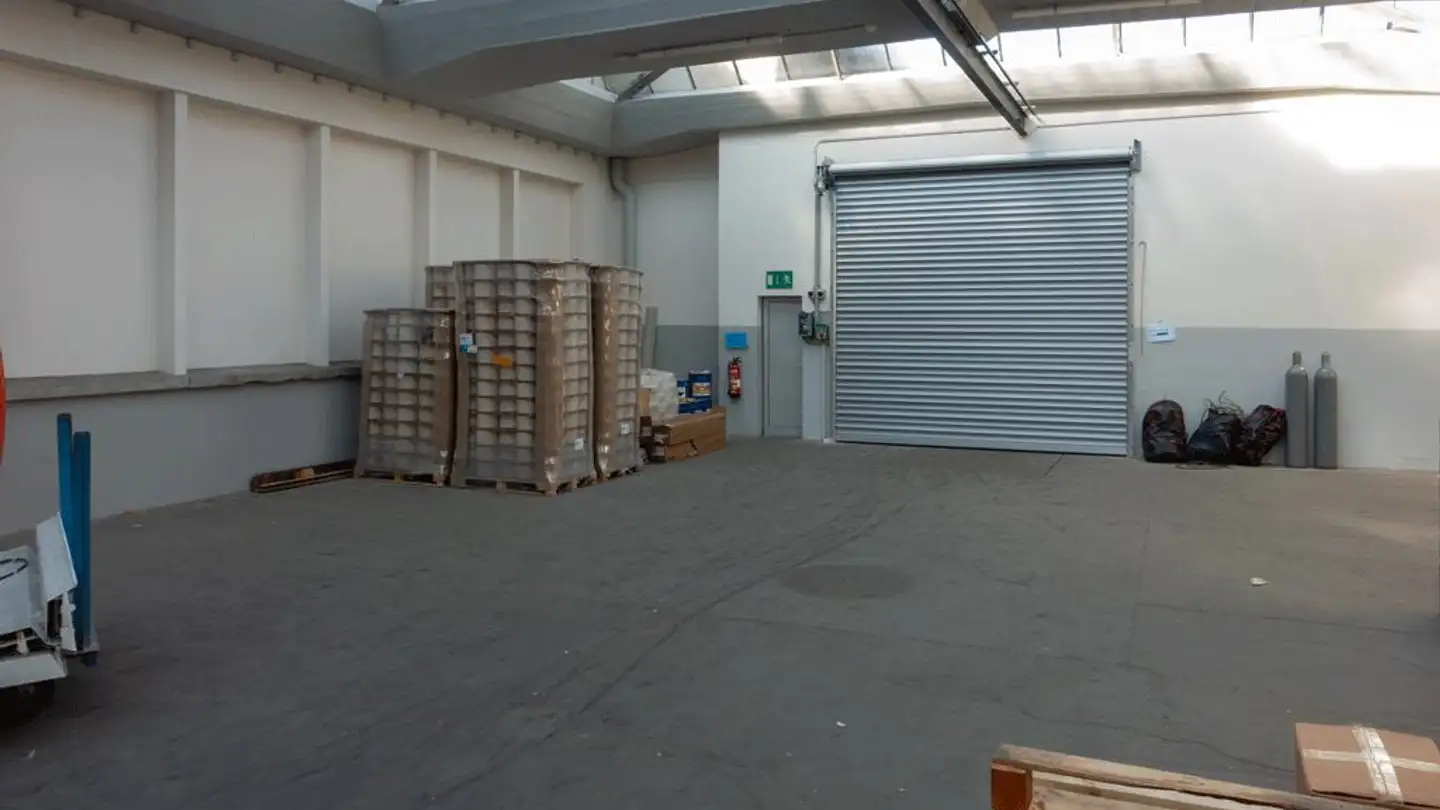 Espace de stockage à louer - Fabrikstrasse 2, 8867 Niederurnen - Photo 3